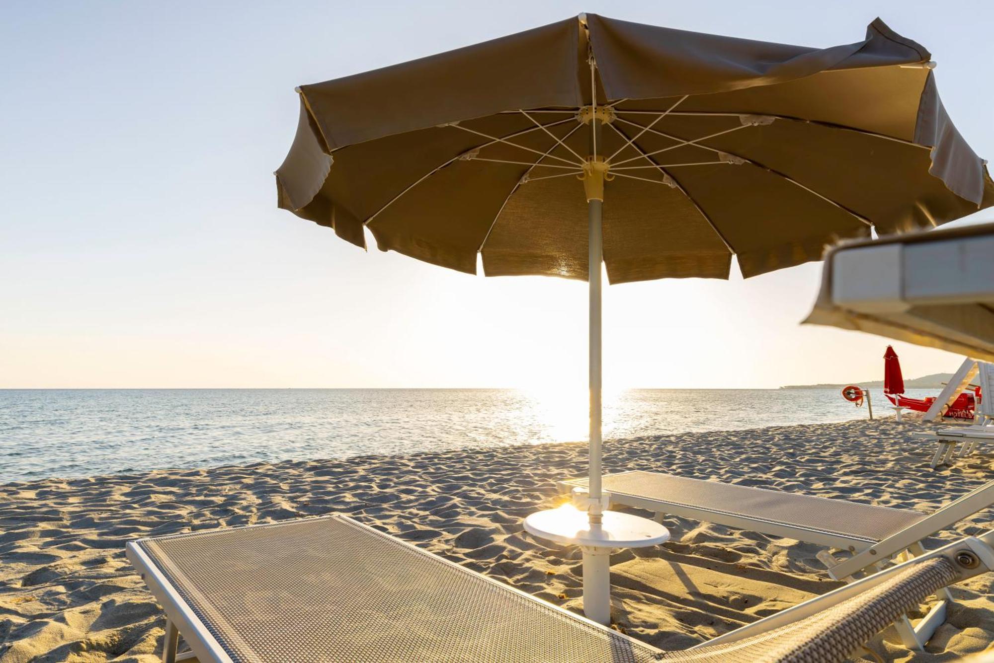 Hotel S'Arena Beach La Caletta Exteriör bild