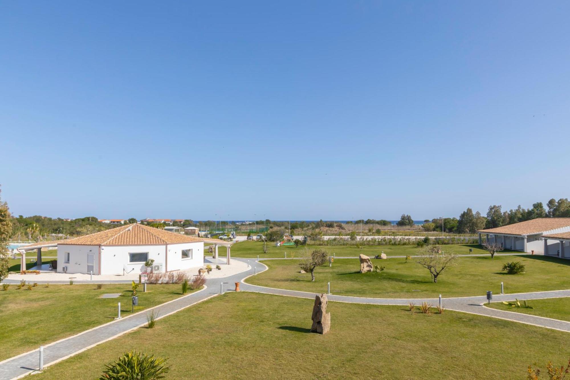 Hotel S'Arena Beach La Caletta Exteriör bild